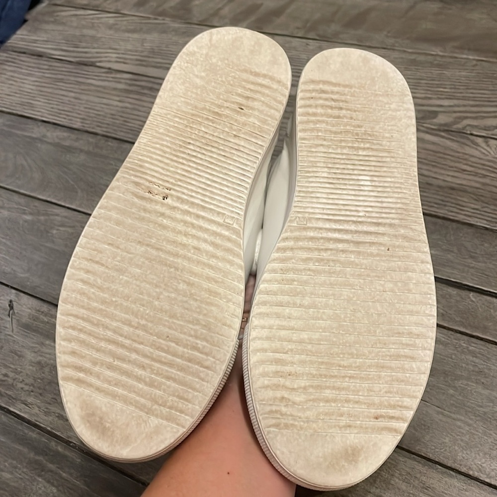 Halogen Sneaker - Picture 4 of 4